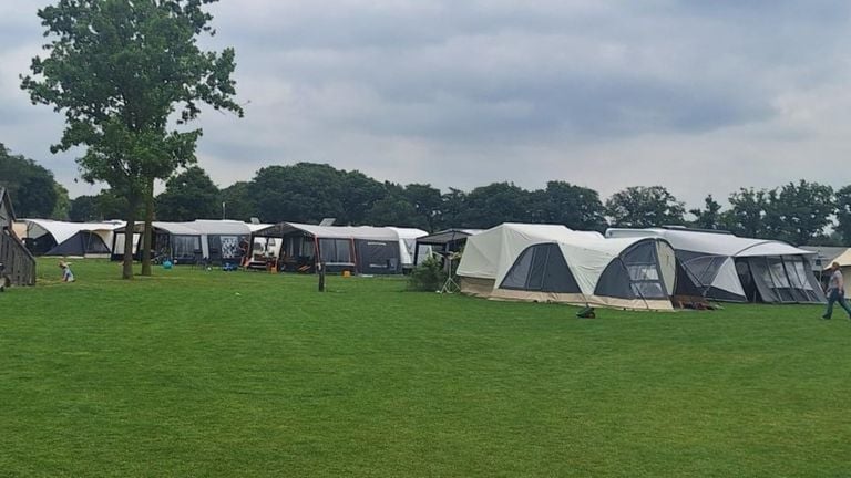 Nice and busy on the campsite (photo: Esther Bastiaansen).