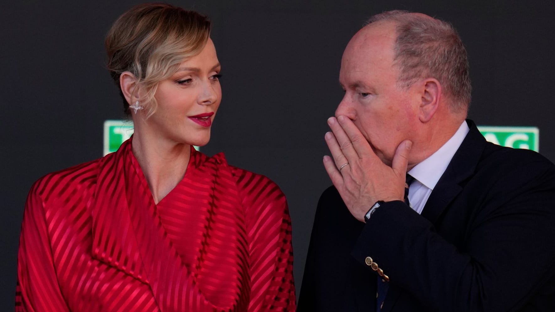 Charlène and husband Albert II. At the award ceremony of the Monaco-GP: tradition for years.