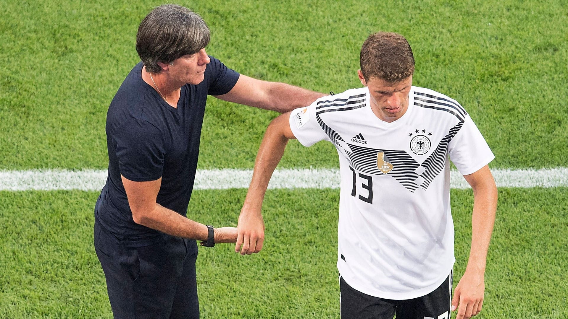 For many years together with the national team: national coach Löw (left) and player Müller. For many years together with the national team: national coach Löw (left) and player Müller.