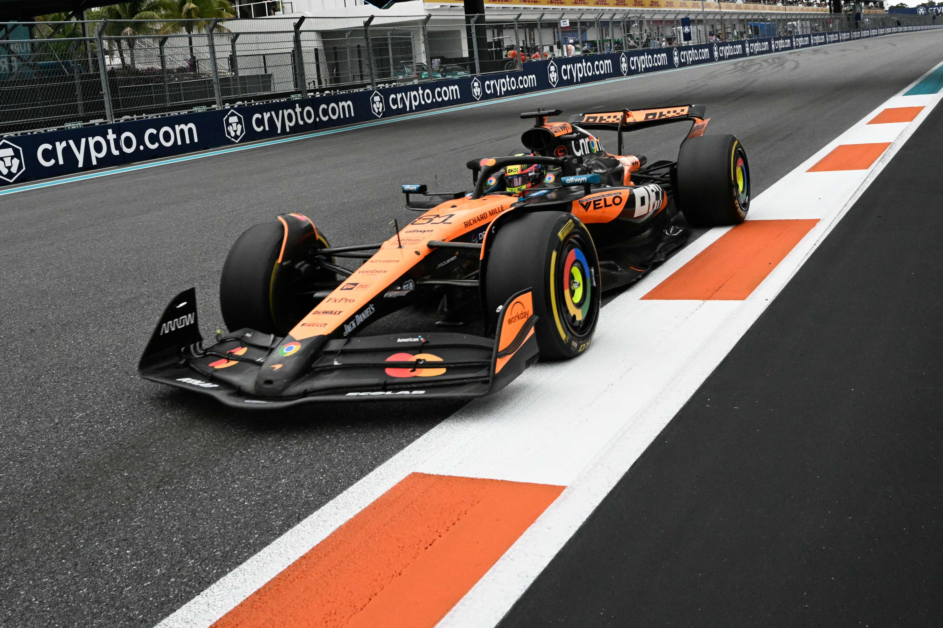 Topshot - McLaren's Australian Driver Oscar Piastri Races During the 2025 Miami Formula One Grand Prix at Miami International Autodrome in Miami Gardens, Florida, on May 4, 2025. (Photo by Chandan Khanna / AFP)