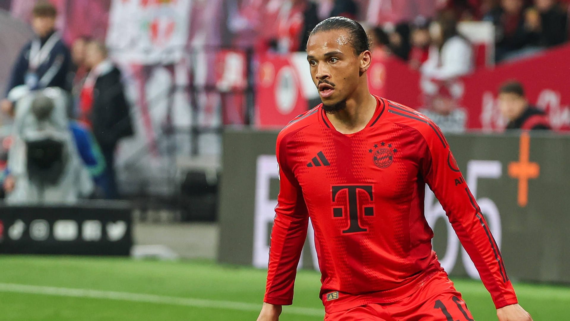 Leroy Sané: Will he continue to run in the FC Bayern jersey next year? Leroy Sané: Will he continue to run in the FC Bayern jersey next year?