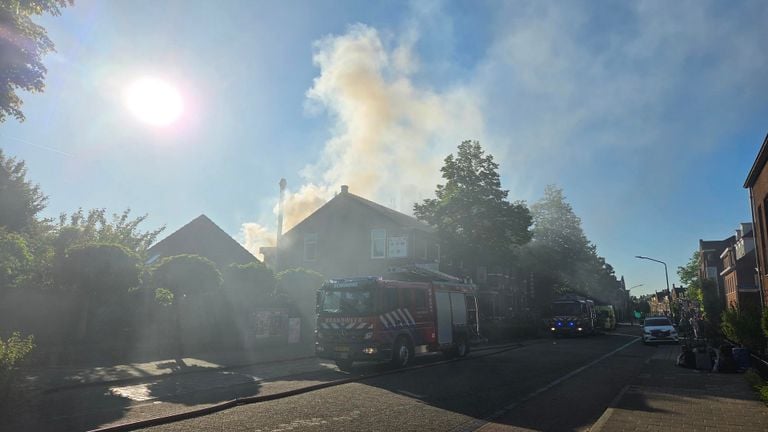 A lot of smoke was released during the fire (photo: Noël van Hooft).