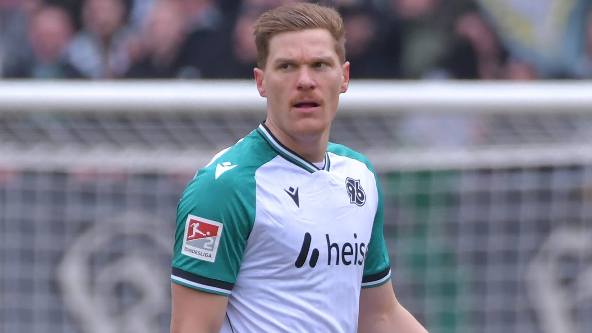 Marcel Halstenberg: The defender has been playing at Hannover 96 since 2023.