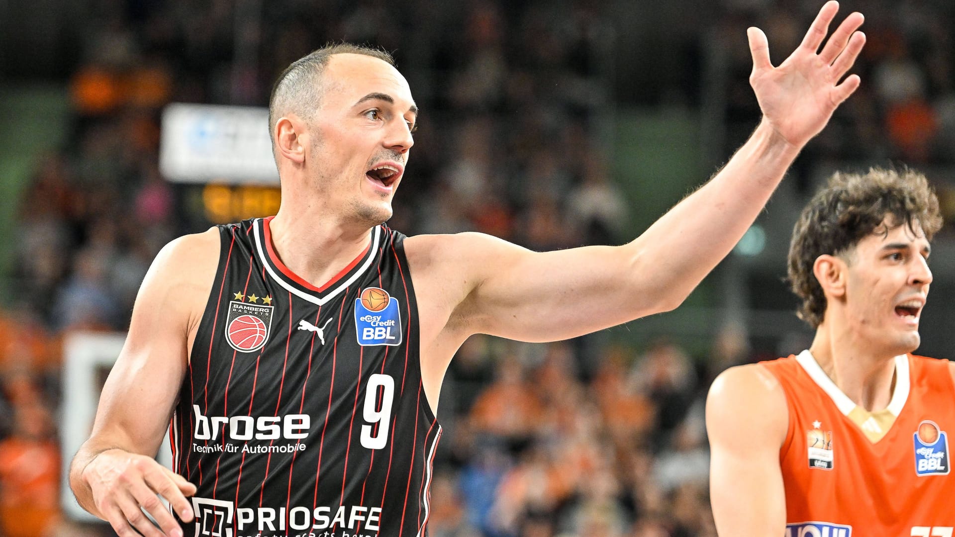 Karsten Tadda in the Bamberg jersey: The 36-year-old has been playing again with the Franks since 2023.