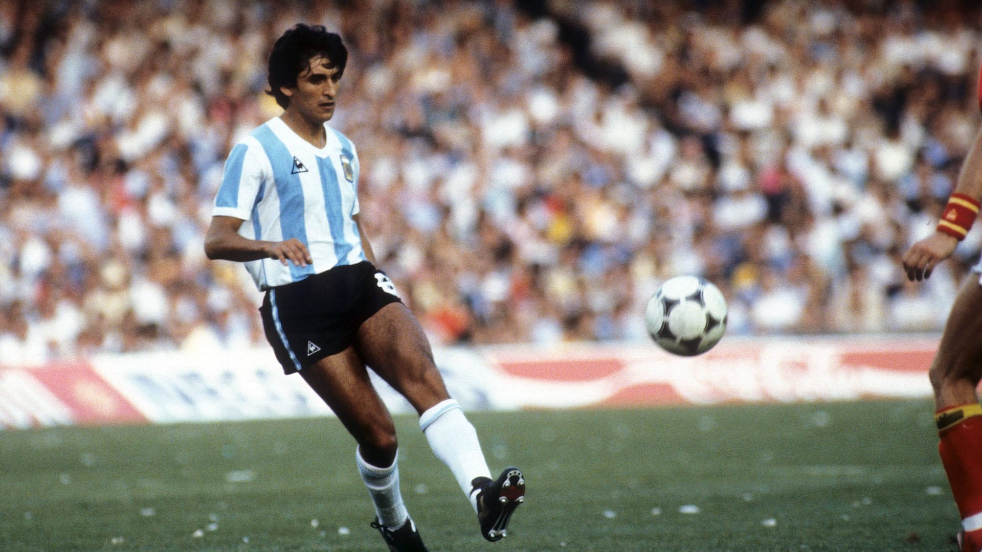 Luis Galvan, here in an international match in 1982.