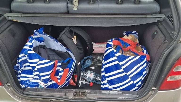 The driver can write four offenses to his name (photo: Traffic Police East Brabant).
