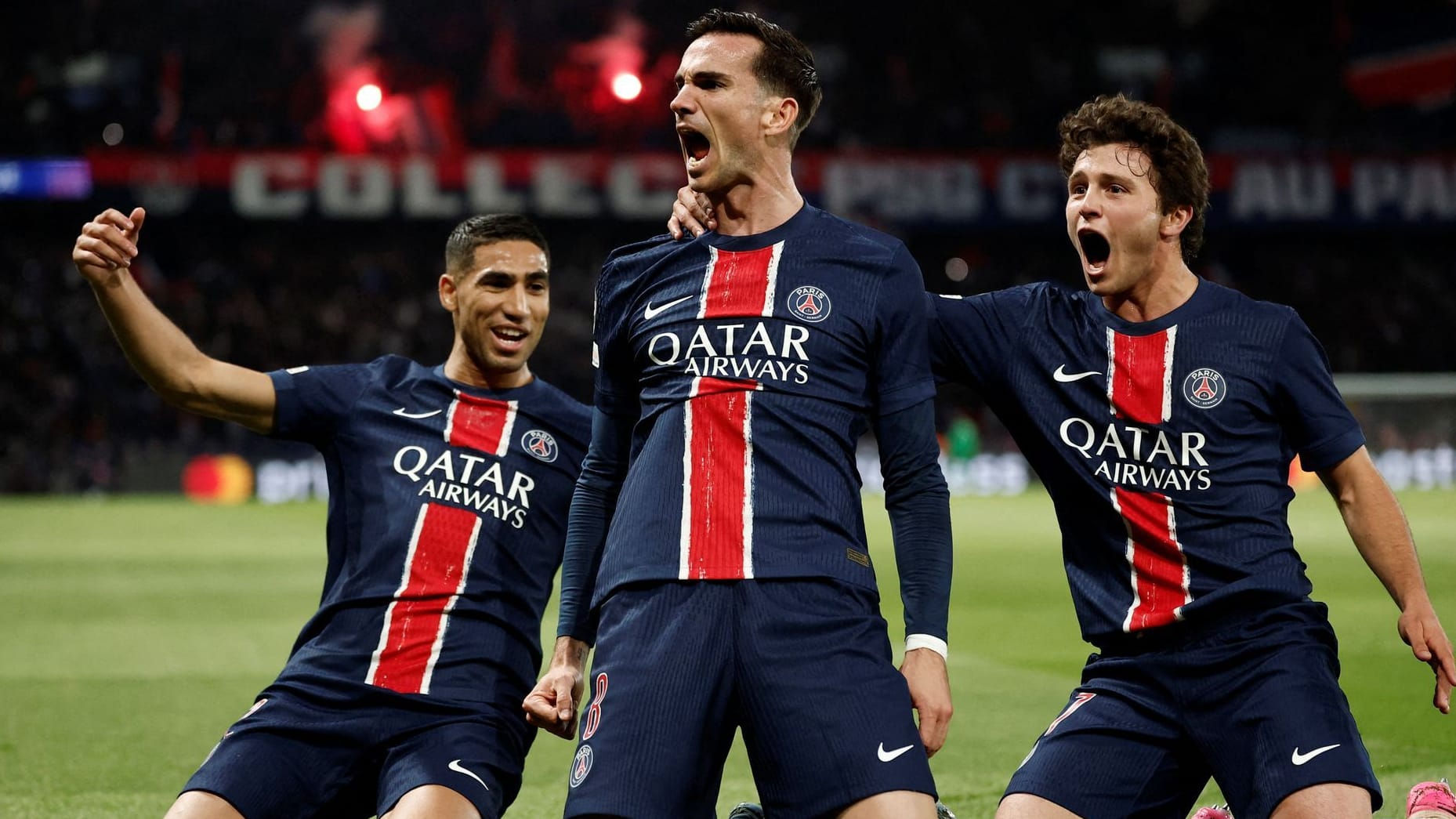 Cheers: The PSG stars Hakimi, Fábian Ruiz and João Neves (from left) celebrate in the second leg against Arsenal.