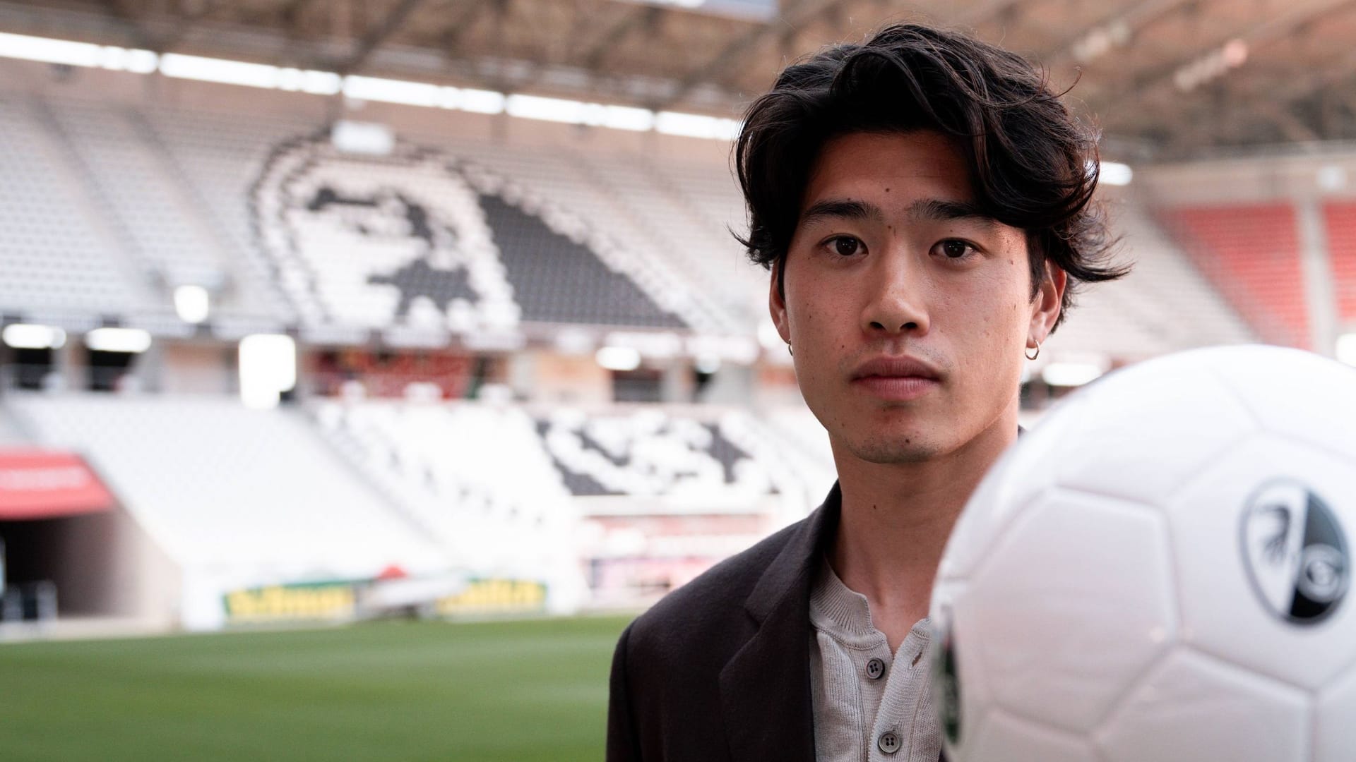 Yuito Suzuki: He played for Bröndby and Strasbourg, among others.