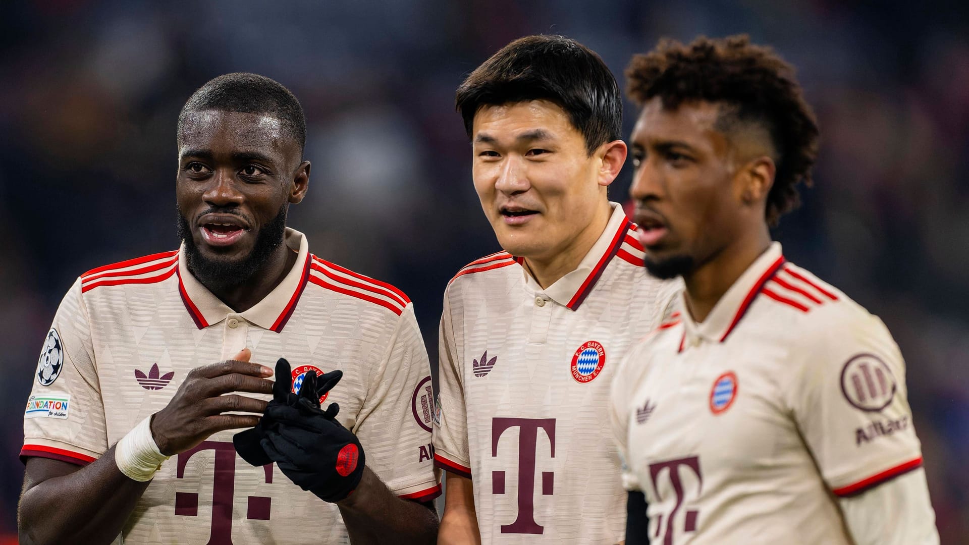 Long -term at Bayern? Defender Upamecano (left, with teammate Kim and Coman) has been playing in the jersey of the German record champion since 2021.