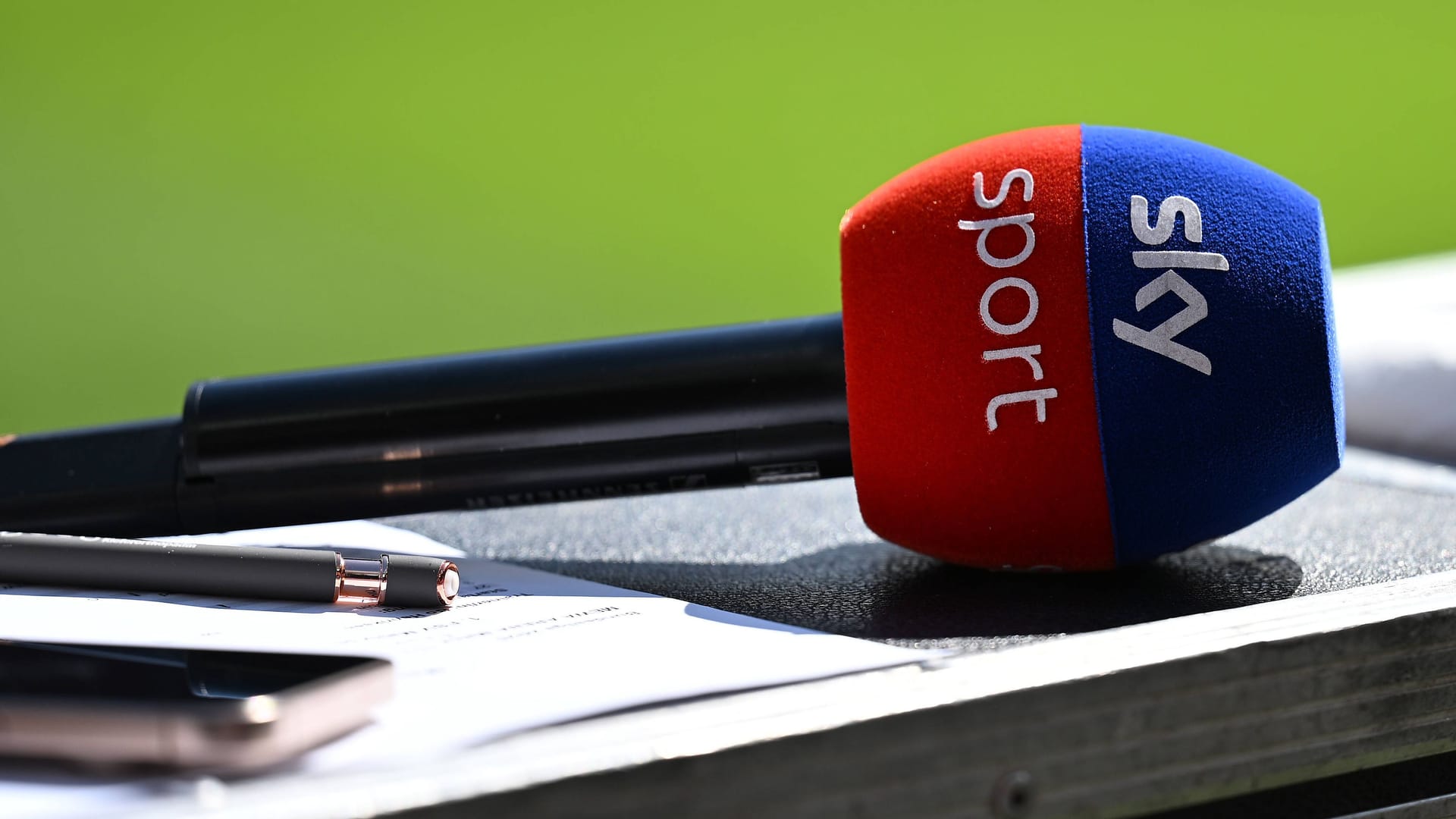 Sky microphone: The Pay TV station will offer its customers a new option from next season.