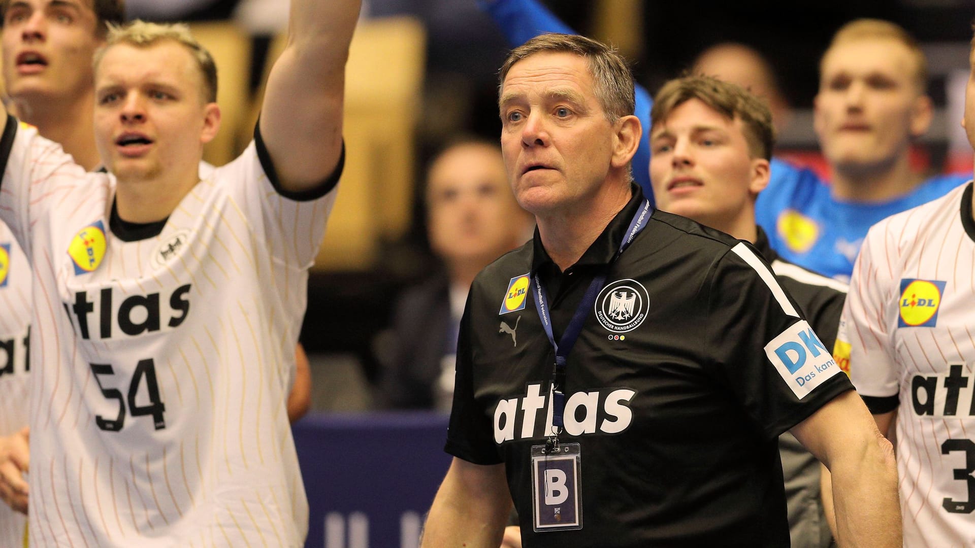 Against Poland, the German national handball team celebrated a 35:28 victory at the start of the World Cup. After a weak first half, she significantly increased the DHB selection in the second half and was able to cheer over the first two points in Group A. Above all, one player from the second row convinced. However, others experienced a black day. The individual criticism.
