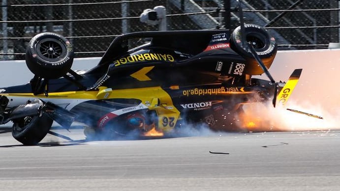 Colton Herta in his car: he is doing well according to the circumstances.