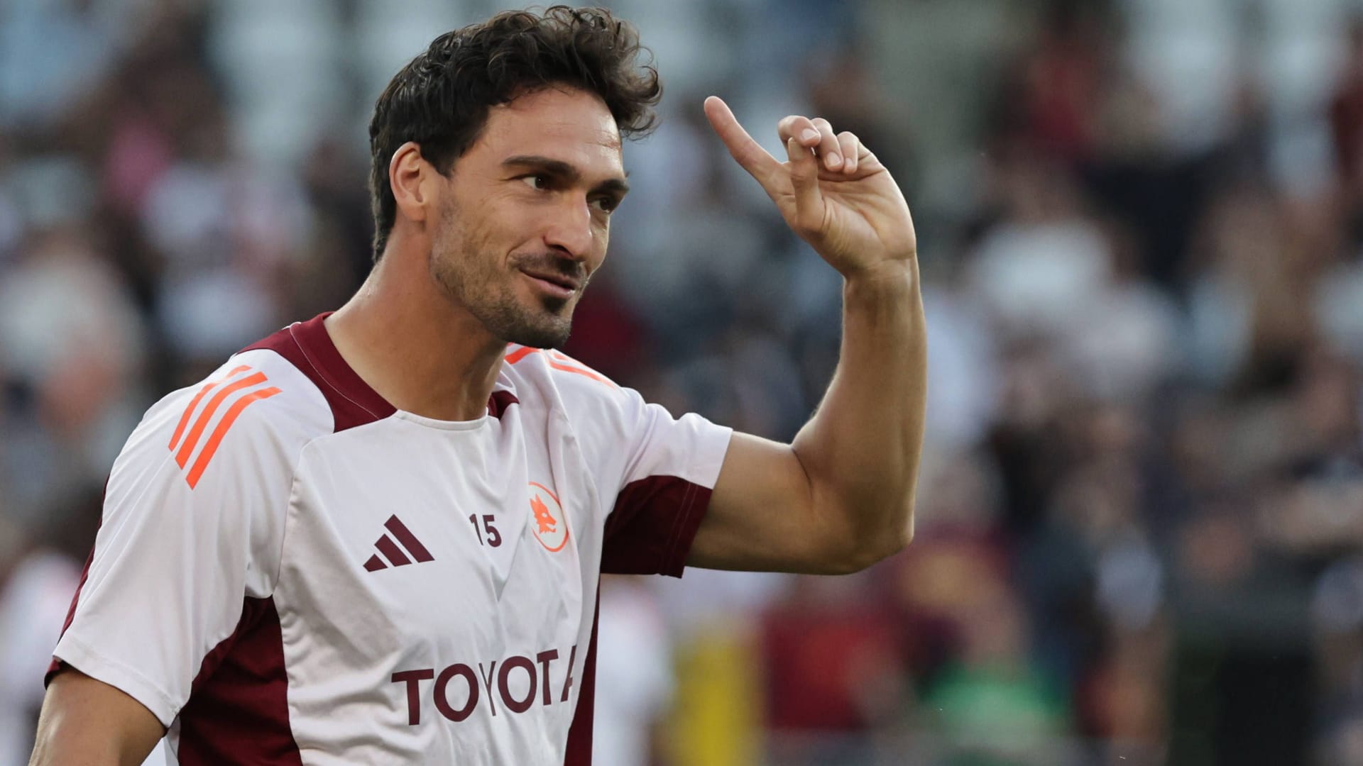 Mats Hummels warm up: The central defender recently only played a supporting role in Rome.