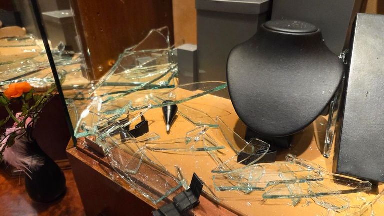 The thieves broke the showcases (photo: Noël van Hooft).