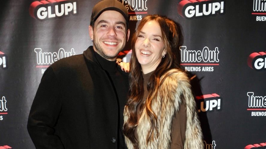 Time out streaming premiere