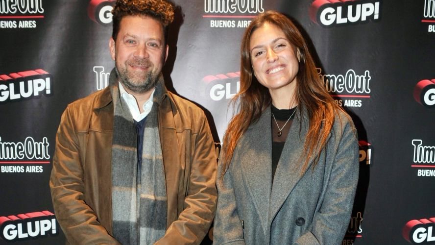 Time out streaming premiere