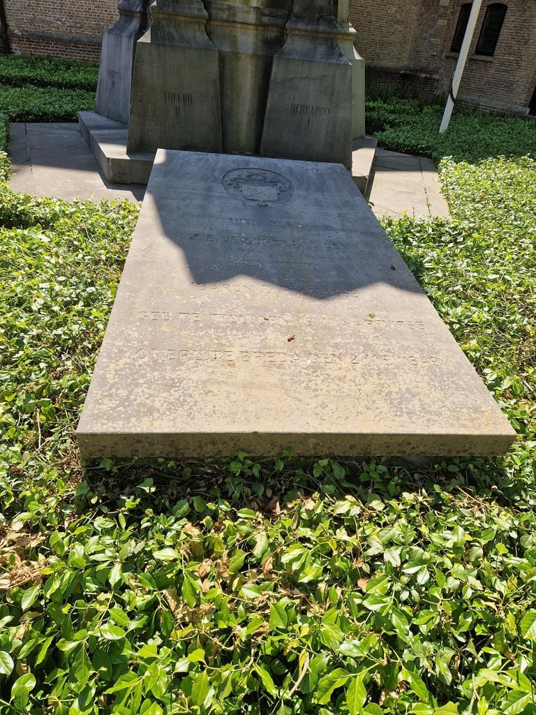 The grave of Chassé at the Citadel Monument in Ginneken (Photo: Henk van Ingen/Omroep Brabant)