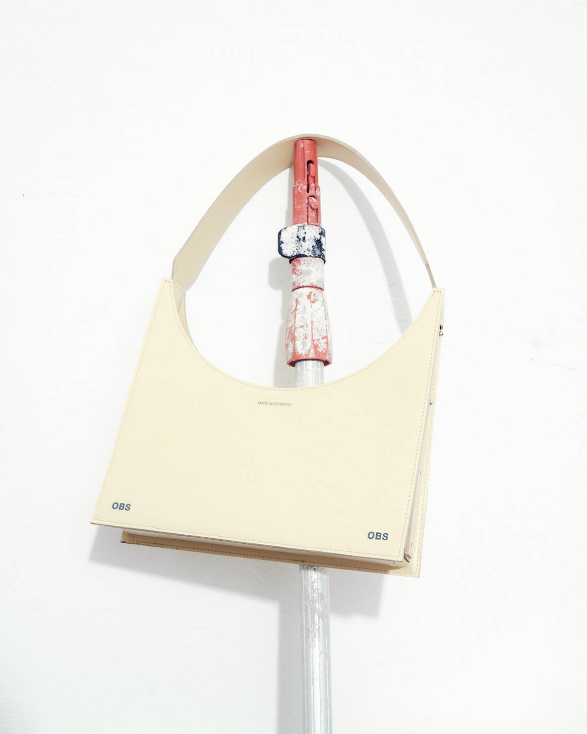 Observation case