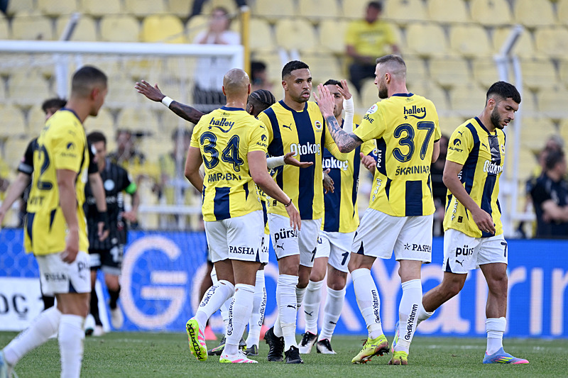 Transfer news: Fenerbahce and Manchester City's transfer war!