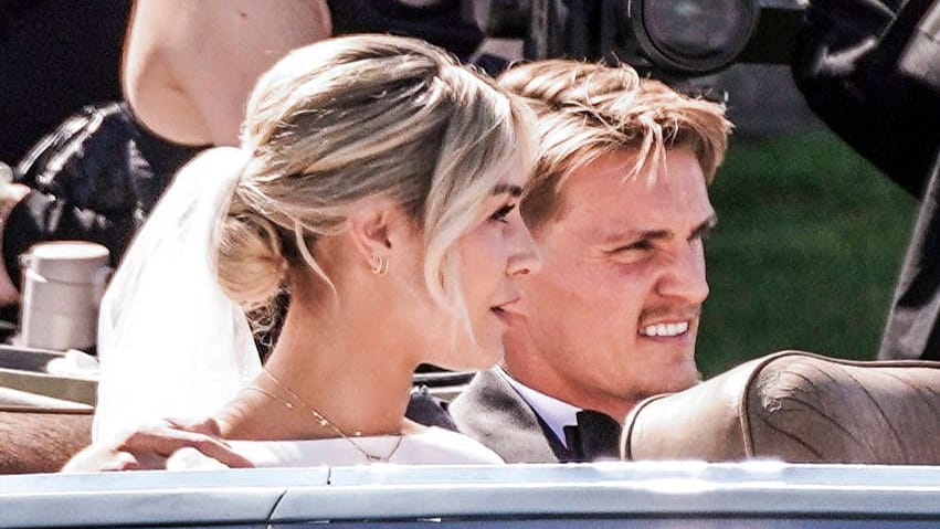 Martin Ødegaard and his wife Helene: The footballer and the dancer are already parents. Martin Ødegaard and his wife Helene: The footballer and the dancer are already parents.
