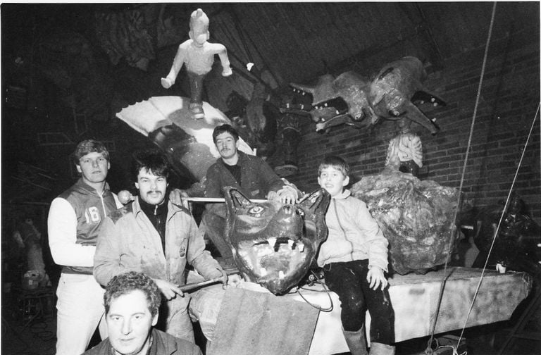 The builders of 1988, with at the bottom left Mart Verhagen (photo: Floortje Steigenga).
