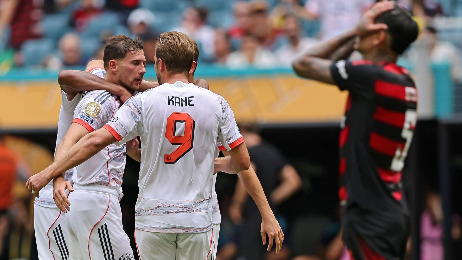 The Bayern players celebrate a goal against Flamengo: the record champion reached the quarter-finals against the Brazilians. The Bayern players celebrate a goal against Flamengo: the record champion reached the quarter-finals against the Brazilians.