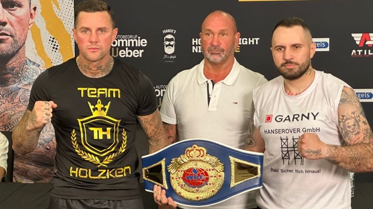Nieky Holzken, his trainer Sjef Weber and Edison Demaj. (Photo: Leon Voskamp)