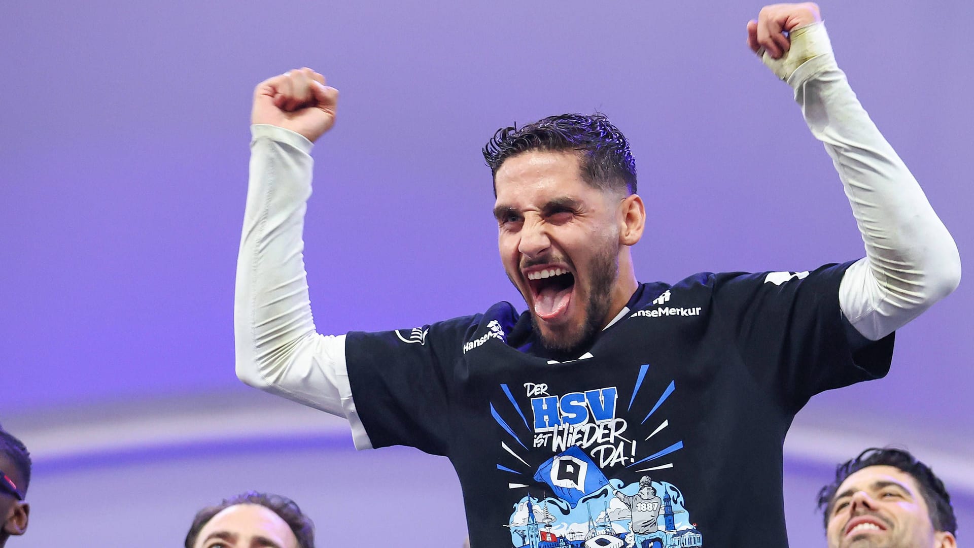 Ludovit Reis cheers after the ascent: the Brazilian leaves HSV. Ludovit Reis cheers after the ascent: the Brazilian leaves HSV.