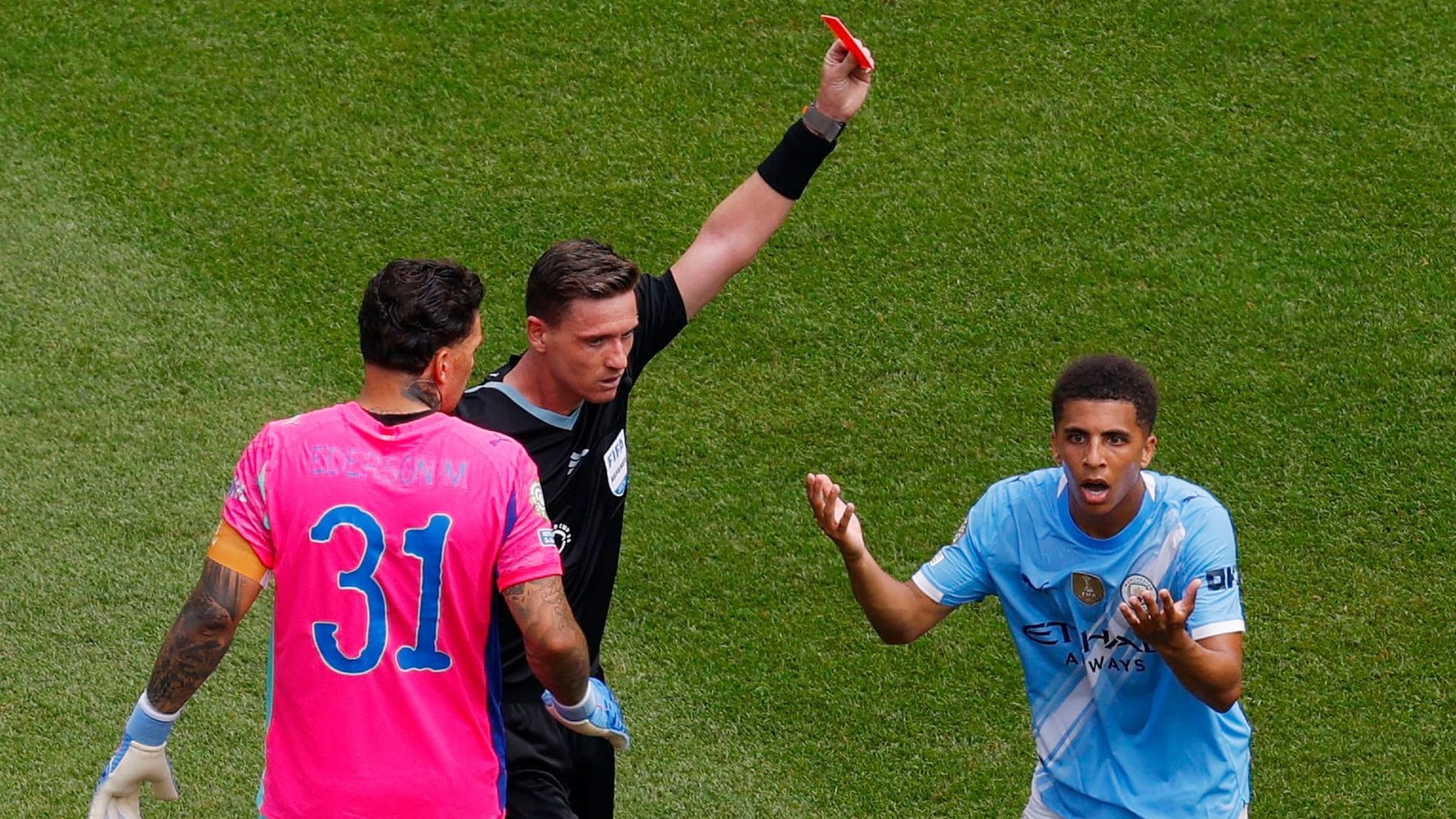 Rico Lewis: For him, the opening win at the club World Cup did not end.