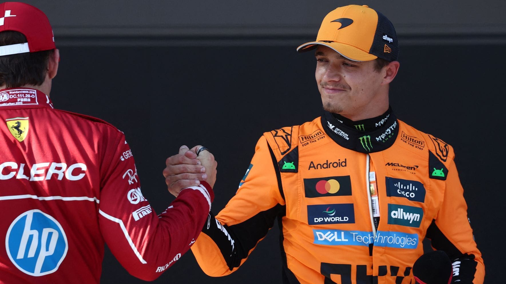 Clapping: Pole-Setter Norris (right) and Ferrari driver Leclerc after qualifying in Spielberg. Clapping: Pole-Setter Norris (right) and Ferrari driver Leclerc after qualifying in Spielberg.