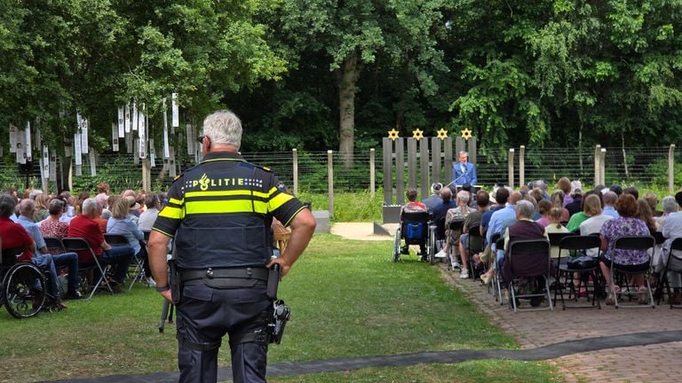 Commemoration of Children's beach ports Kamp Vught (photo: Noël van Hooft).
