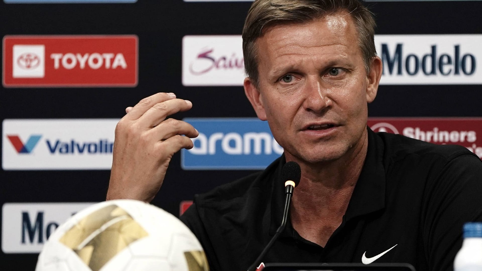 Canada's head coach Jesse Marsch was crumpled after leaving.