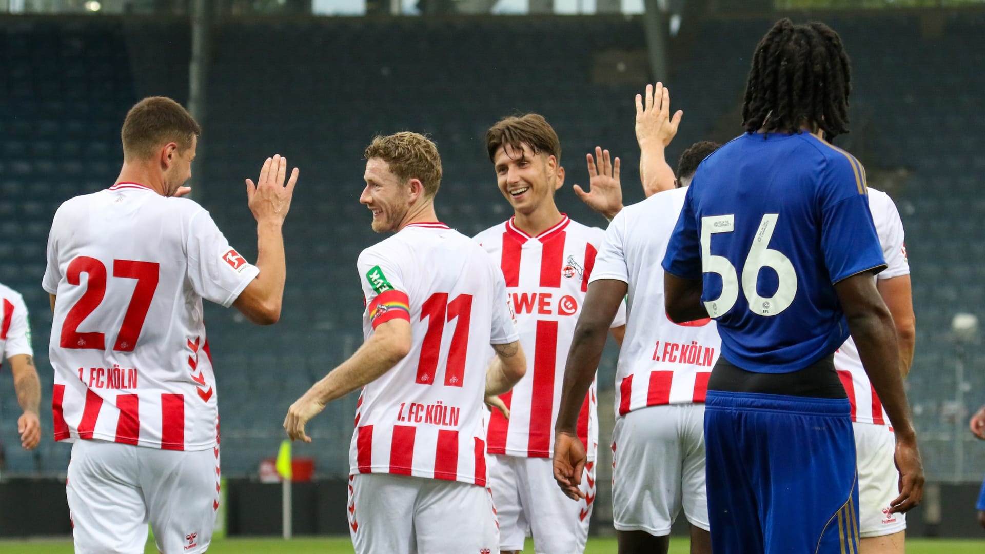 Florian Kainz cheered the 3-1 against Leicester City with his teammates. Florian Kainz cheered the 3-1 against Leicester City with his teammates.
