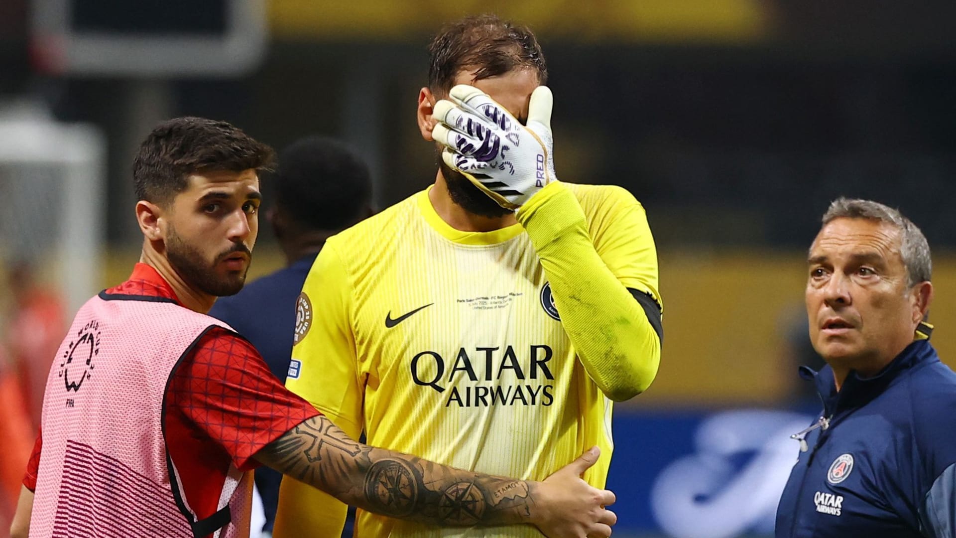 Gianluigi Donnarumma: The Italian jumped for a ball when he landed on Musialas ankle.