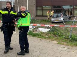 https://api.omroepbrabant.nl/img/f/$width$/$height$/0.5/0.5/bwvkawevchjvzc8yotk0nzi0lmpwzdj0ymde5lta3lta3jnnn0ptiwmdutyltyl M0EyOSUzQTIyWiZzZT0yMDQwLTA1LTAxVDE2JTNBMjklM0EyMlomc3I9YiZzcD1yJnNpZz1VRml1M0VBeXQ2Y3h3cWppOWJZRFhub1F2YWNweU9QVDdpRnEzeDRuTERNJTNE