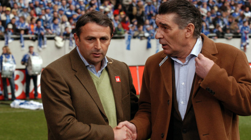 After the stunk between Werder Bremen and Schalke, the managers Klaus Allofs (left) and Rudi Assauer gave their hands in January 2005