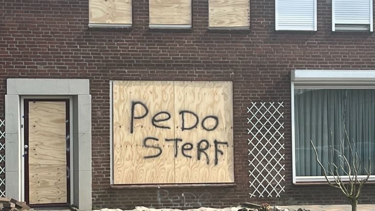 In March the house of a neighbor was also daubed (photo: Carlijn Kösters).