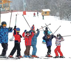 Ski in Cerro Castor. | Photo: CEDOC