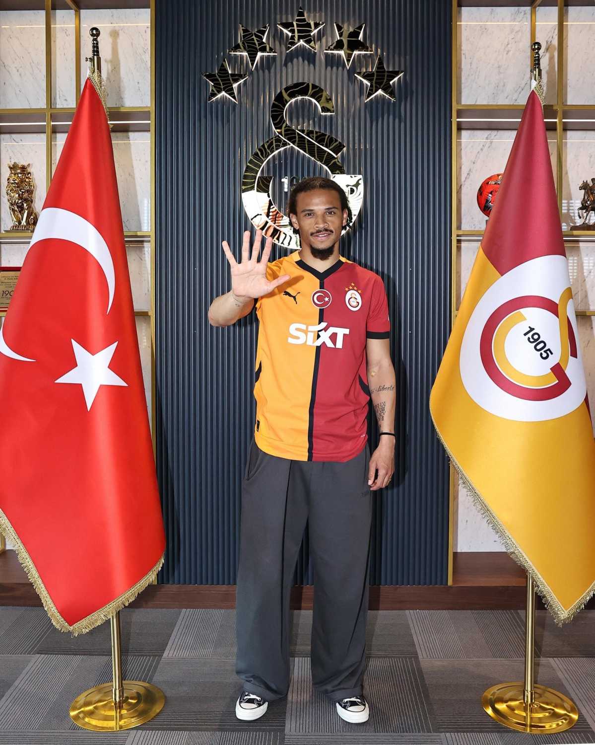 Transfer News: Star stopper to Galatasaray!