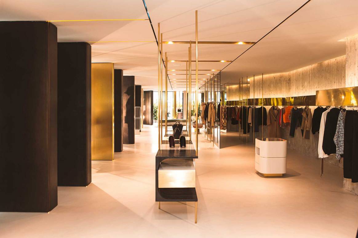 Womenswear-Store in Bari