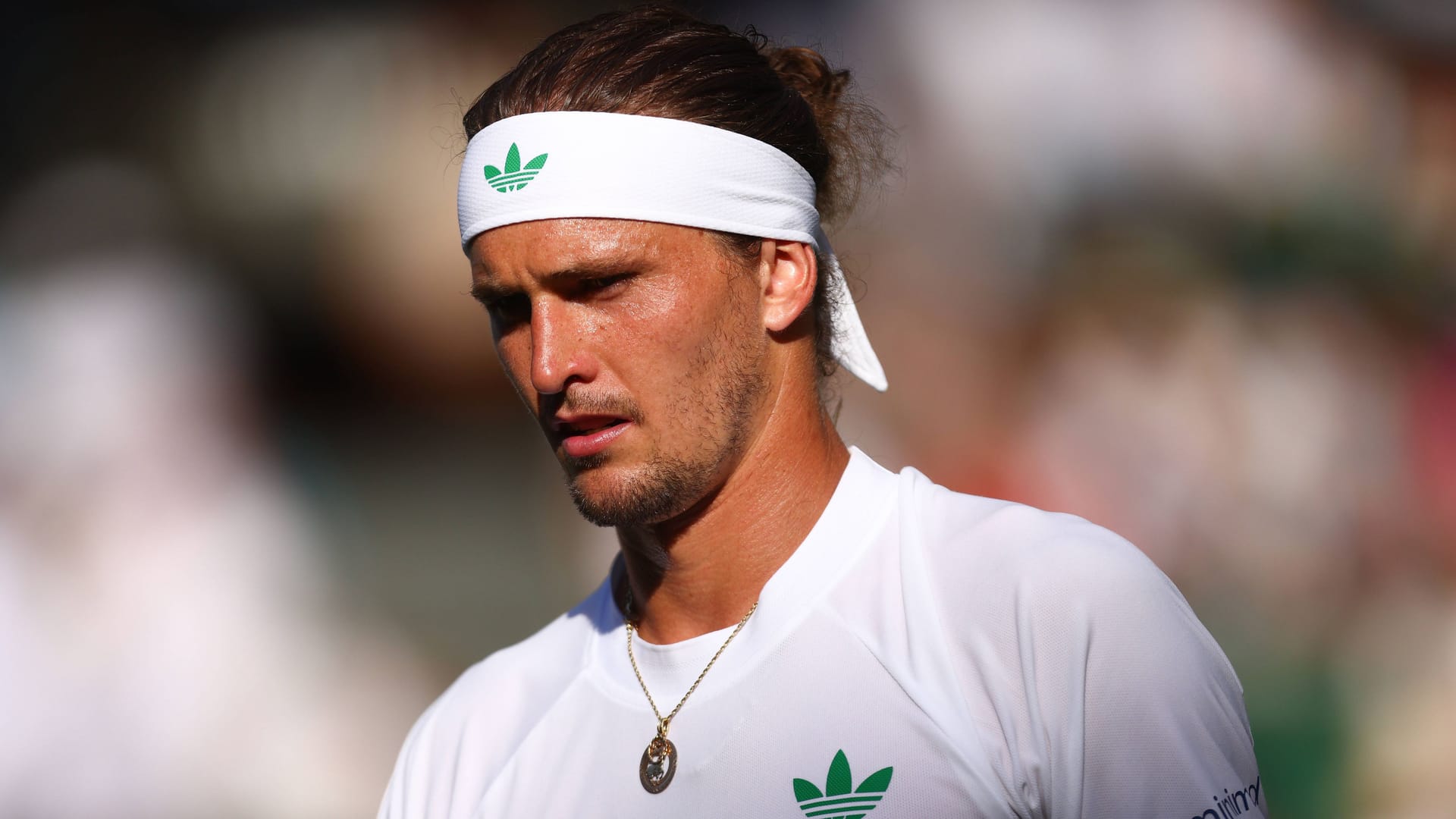 Disappointed: Alexander Zverev in the match against Arthur Rinderknech. The Hamburger was last left in the first round of Wimbledon in 2019.