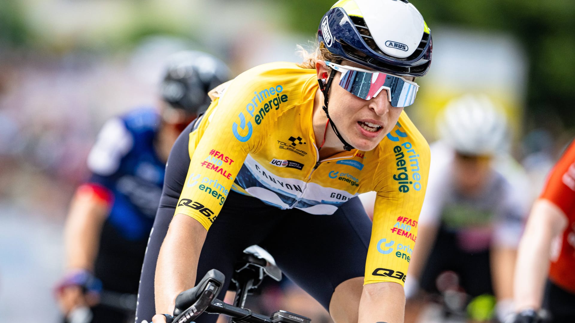 Marlen Reusser: She also wore the Maglia Rosa at Giro d'Italia.