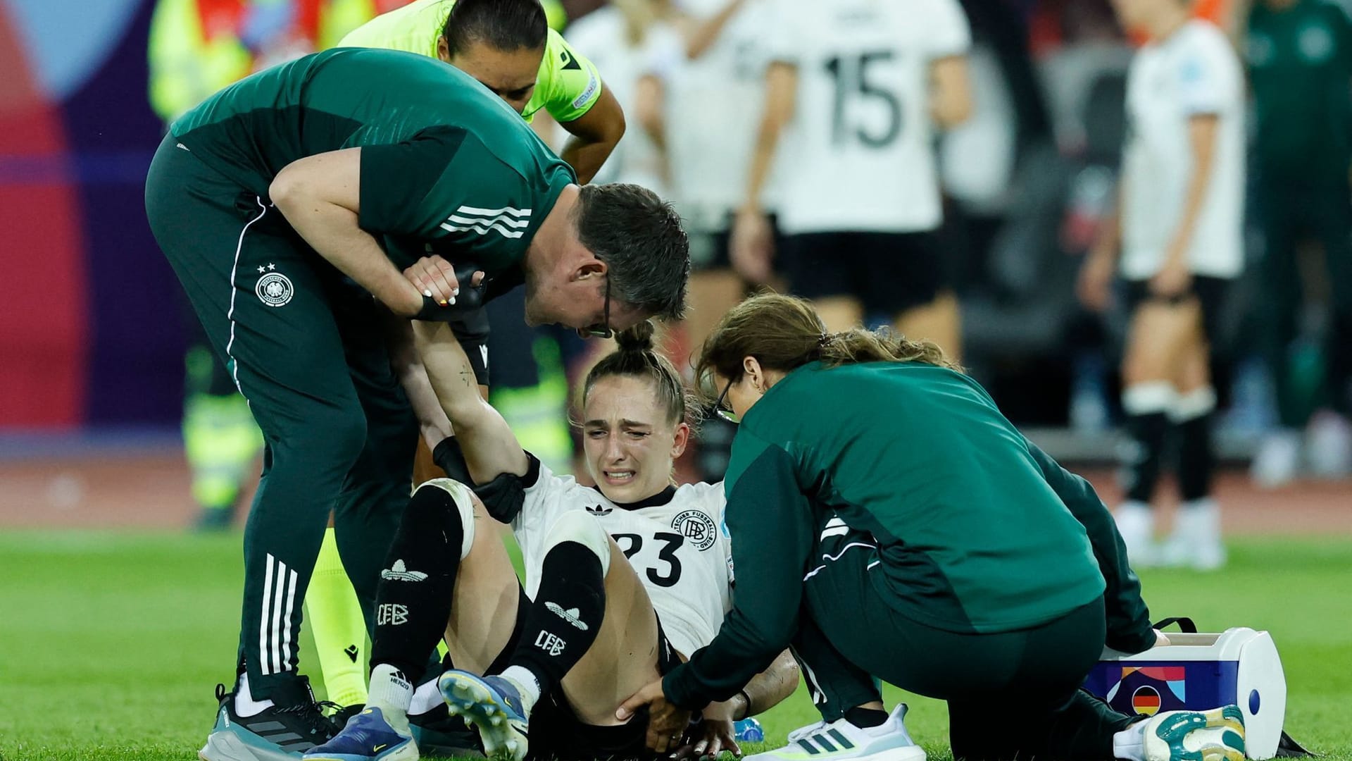 Nothing works anymore: Sophia Kleinhernen cannot continue playing after treatment. Nothing works anymore: Sophia Kleinhernen cannot continue playing after treatment.