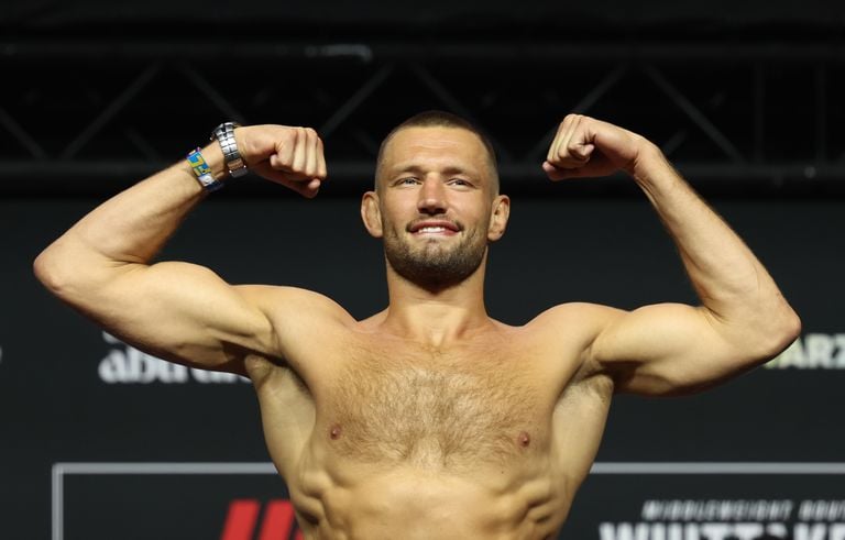 Reinier de Ridder poses at the Weigh-in (photo: EPA).