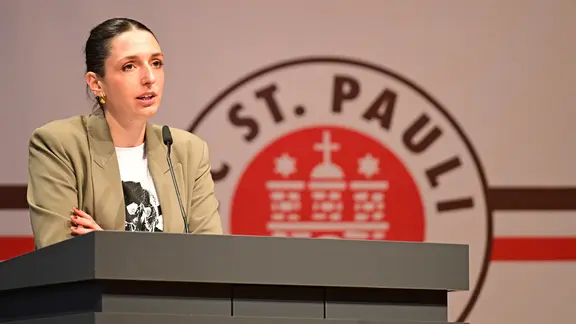 Luise Gottberg, Vice President of FC St. Pauli 