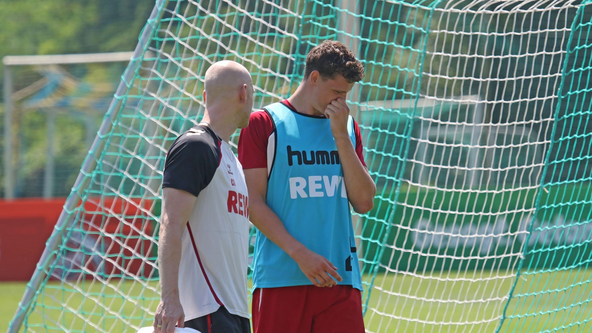 Eric Martel breaks off training in Bad Waltersdorf.