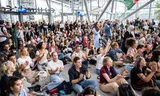 Hundreds of people came together for a sit-in in Utrecht Central. They wanted to draw attention to the victims and the famine in Gaza.