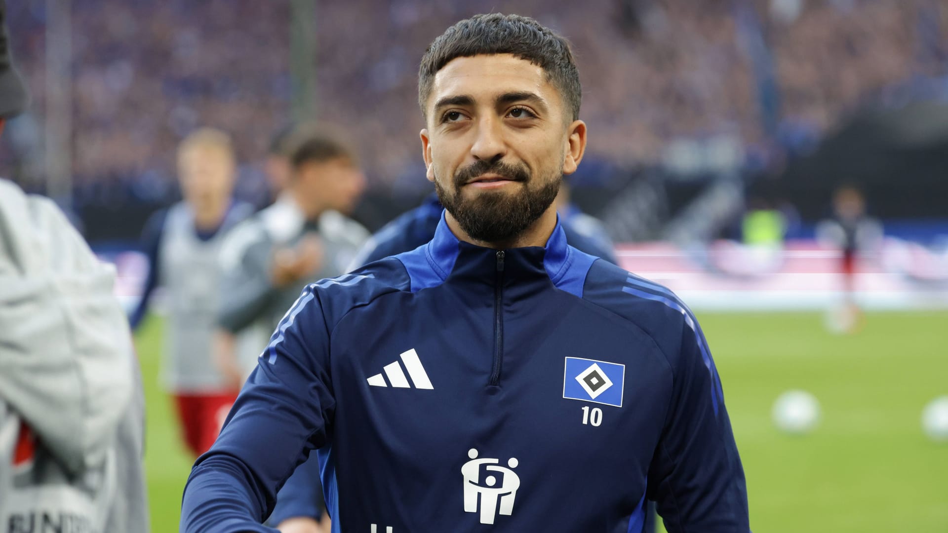 HSV professional Immanuel Pherai (archive picture): The 24-year-old injured himself in training on the left knee and has to pause for the time being.