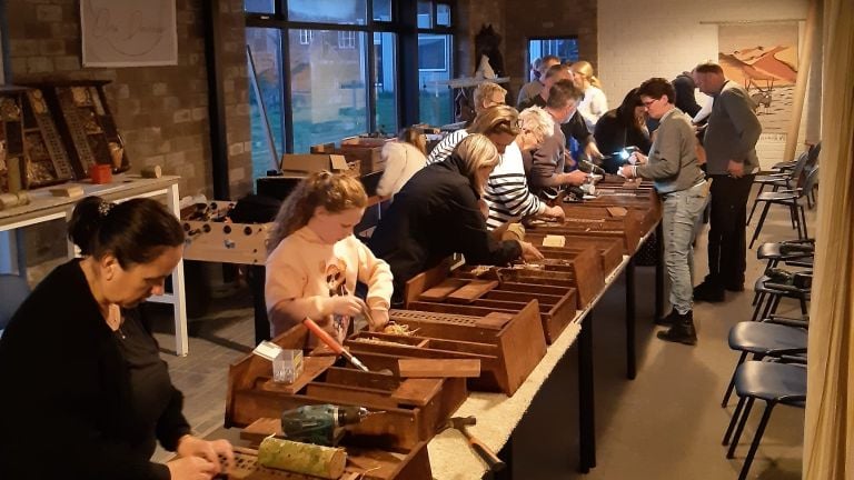 In the 'Buurtschuur' dozens of inhabitants made their own insect hotel (photo: private).