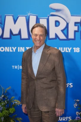 John Goodman at the premiere of "The Smurfs".